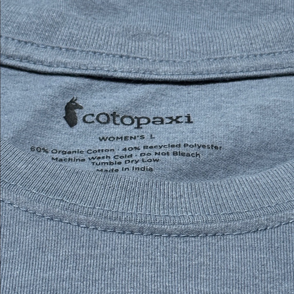 RARE COTOPAXI TSHIRT - Picture 5 of 6